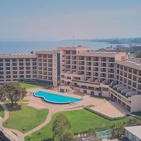 Goma Serena Hotel ภายนอก รูปภาพ